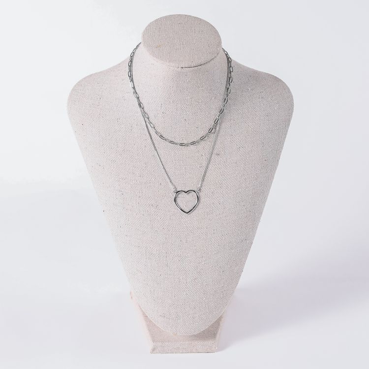 Colar Choker Coração Vazado