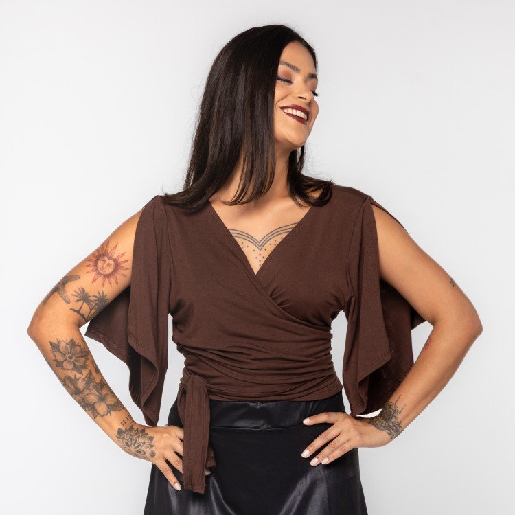 Blusa Transpassada Marrom