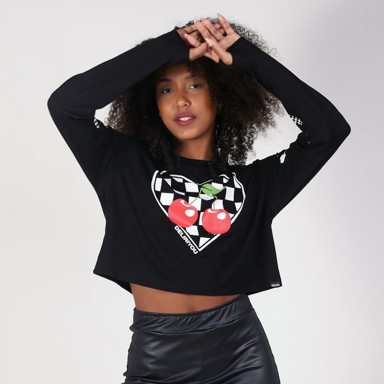 Blusa Manga Longa Cherry Heart
