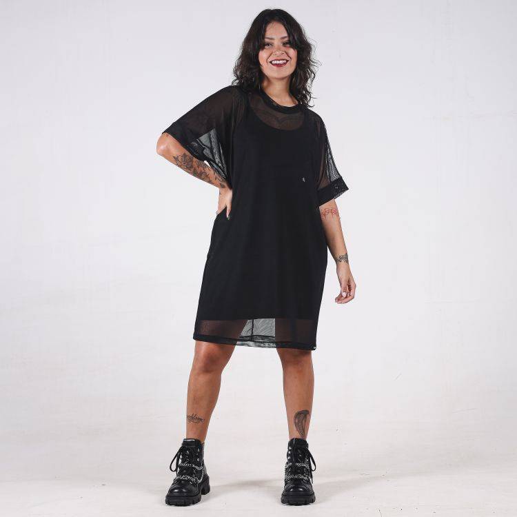 Moda feminina que une atitude, estilo e conforto