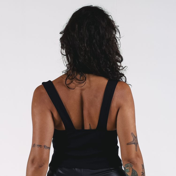 Blusa Cropped Canelado Casual