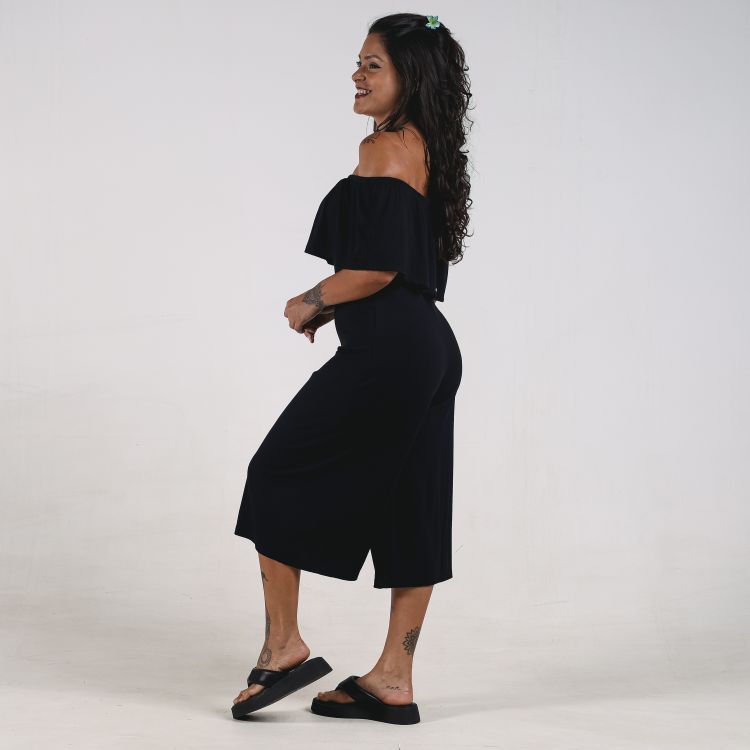 Macacão Pantacourt Ciganinha Black Canelado