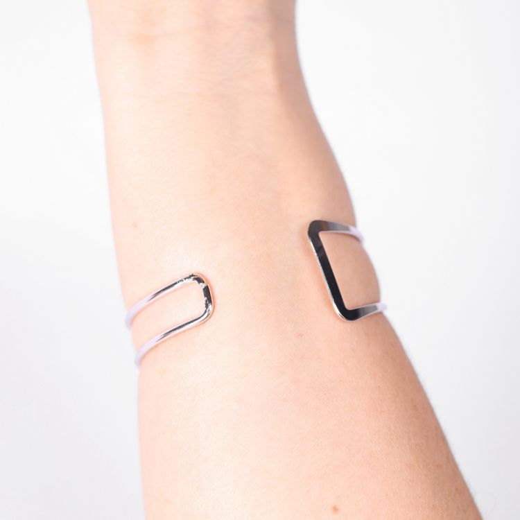 Bracelete Linhas Geométricas