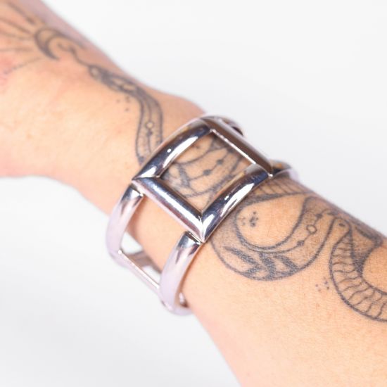 Bracelete Estrutura Prateada