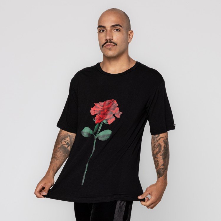 Blusa Canoa Rosa Essencial