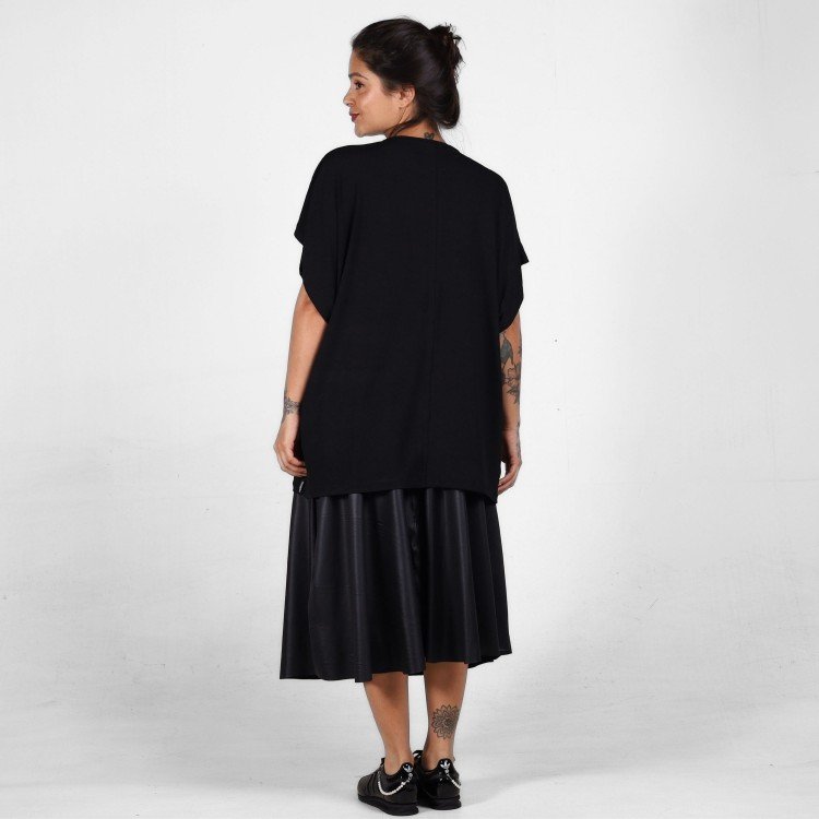 Blusa Max Black Bolso