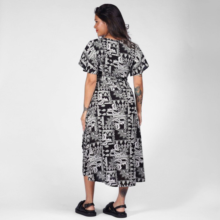 Vestido Transpassado Noite Ancestral