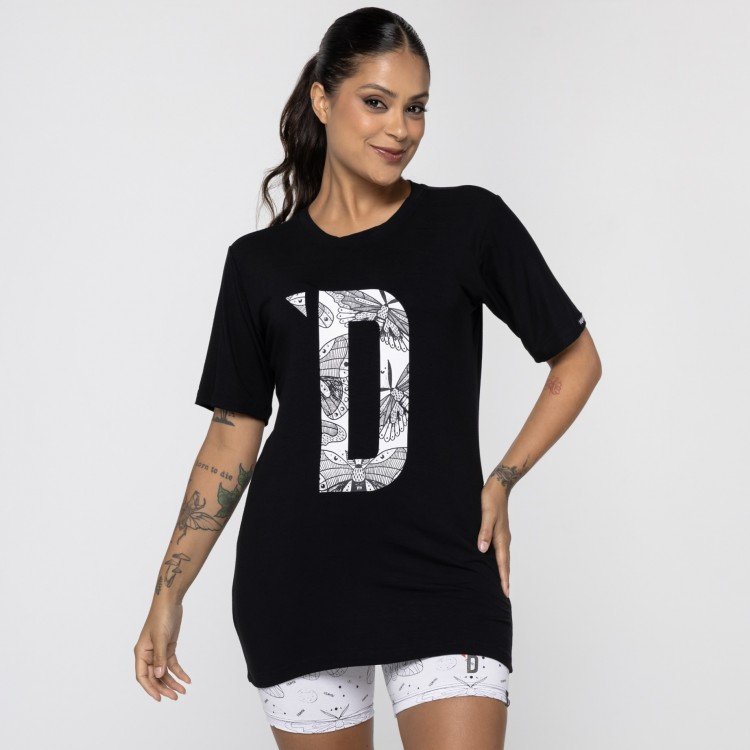 Camiseta D Oversized Cute Insets