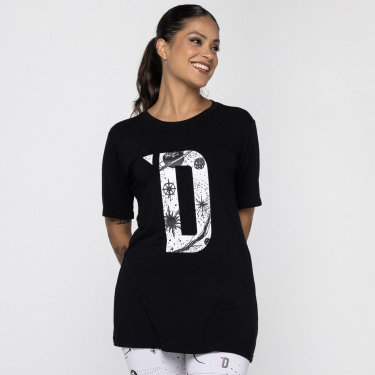 Camiseta D Oversized Space