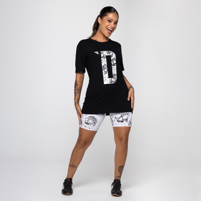 Camiseta D Oversized Skull