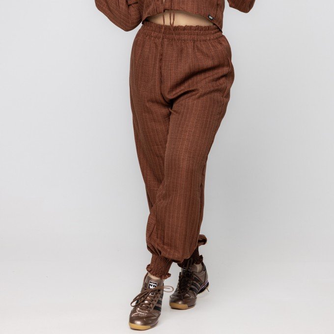 Calça Jogger Risca de Giz Brown