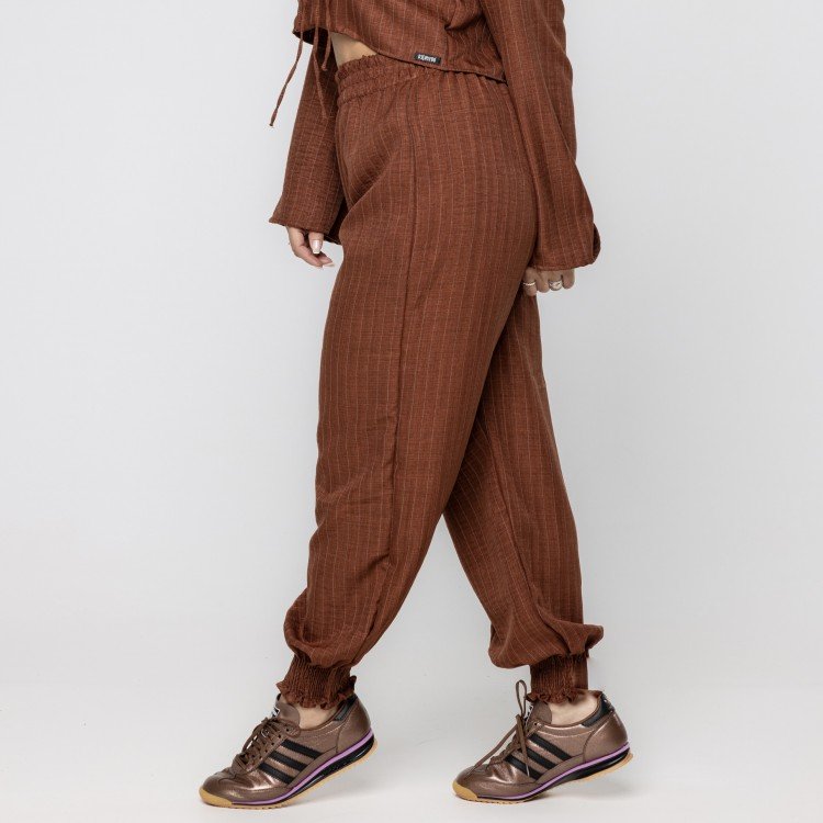 Calça Jogger Risca de Giz Brown