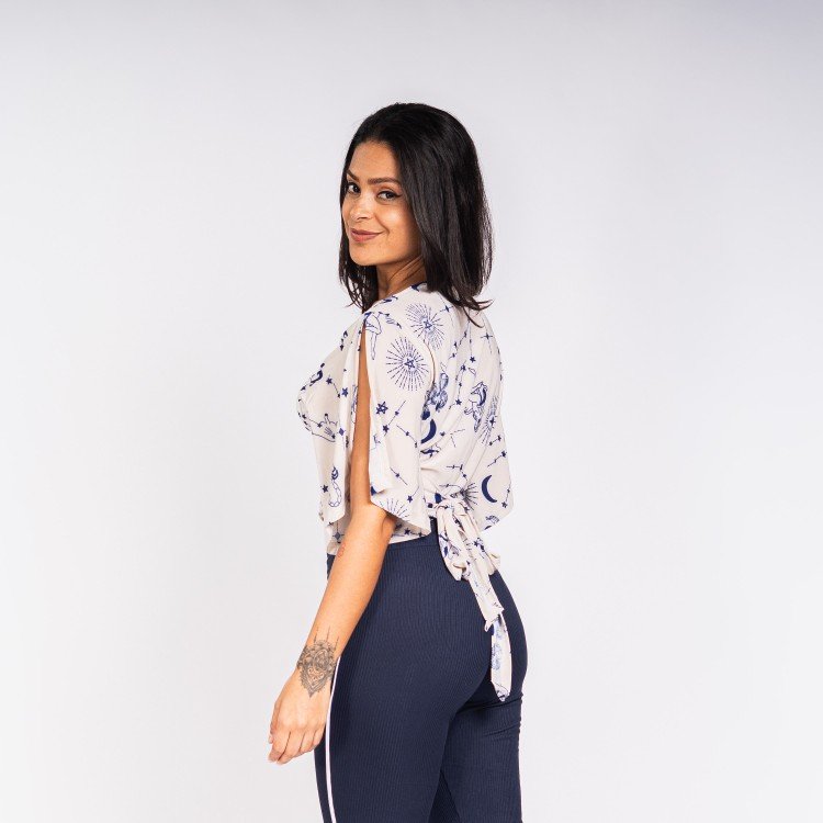 Blusa Zodíaco Transpassada