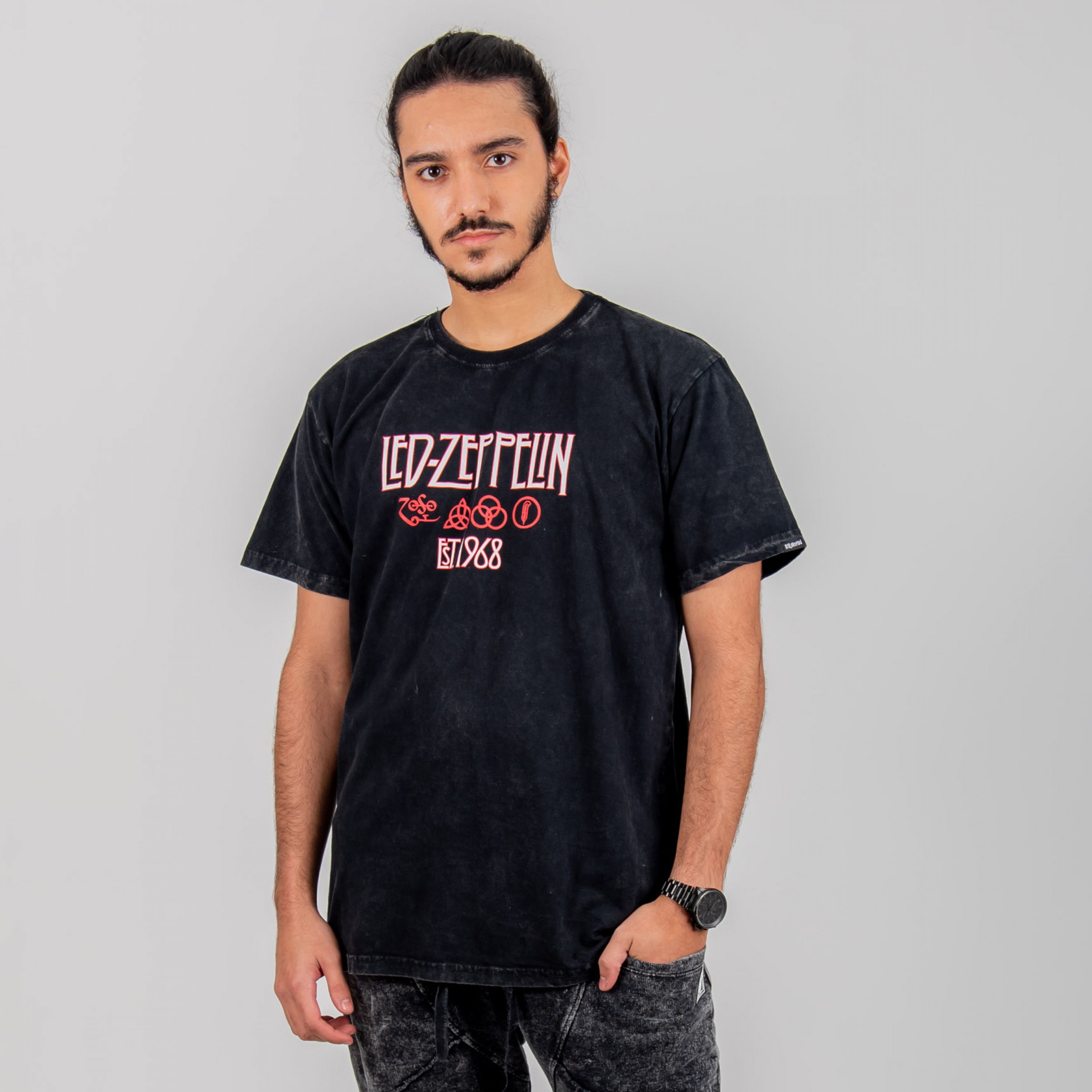 camiseta led zeppelin branca