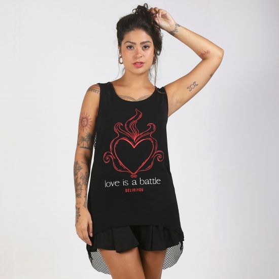 Blusa Love Is A Battle De Tela