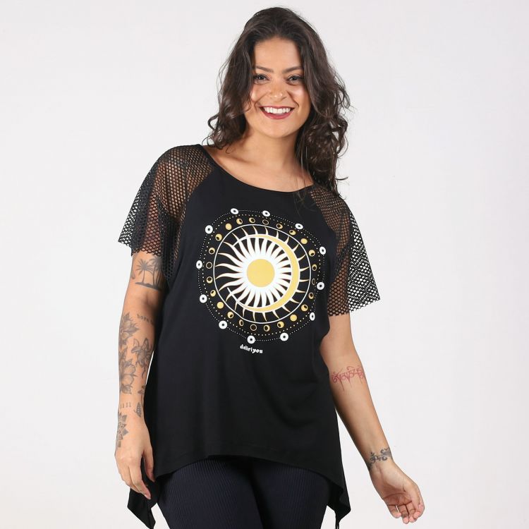 Blusa Max Recorte Tela Cosmic Balance