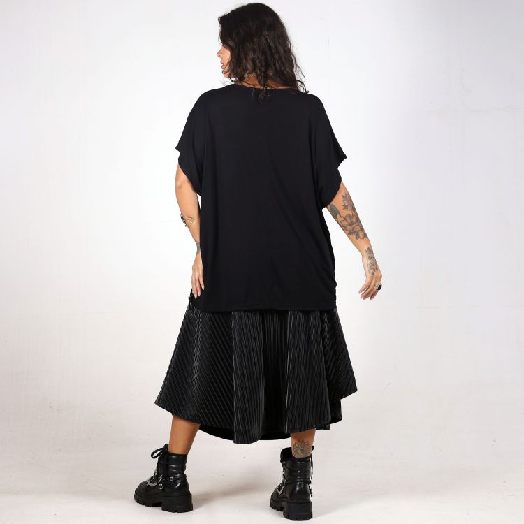 Blusa Max Bolso Black 3D