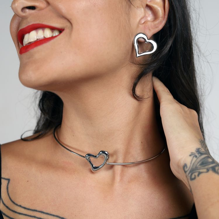 Choker Coração Hollow