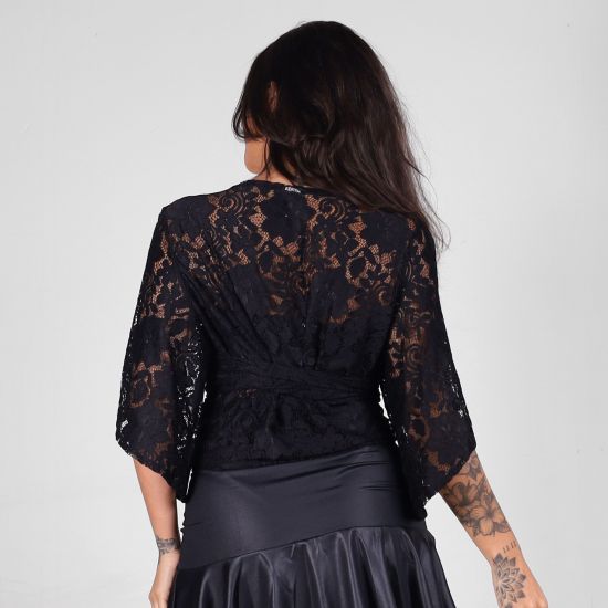 Blusa Renda Transpassada