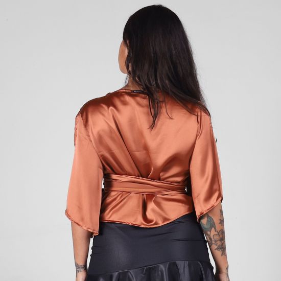 Blusa Cetim Terracota Transpassada