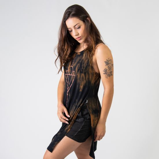 Blusa Glifos Tie Dye