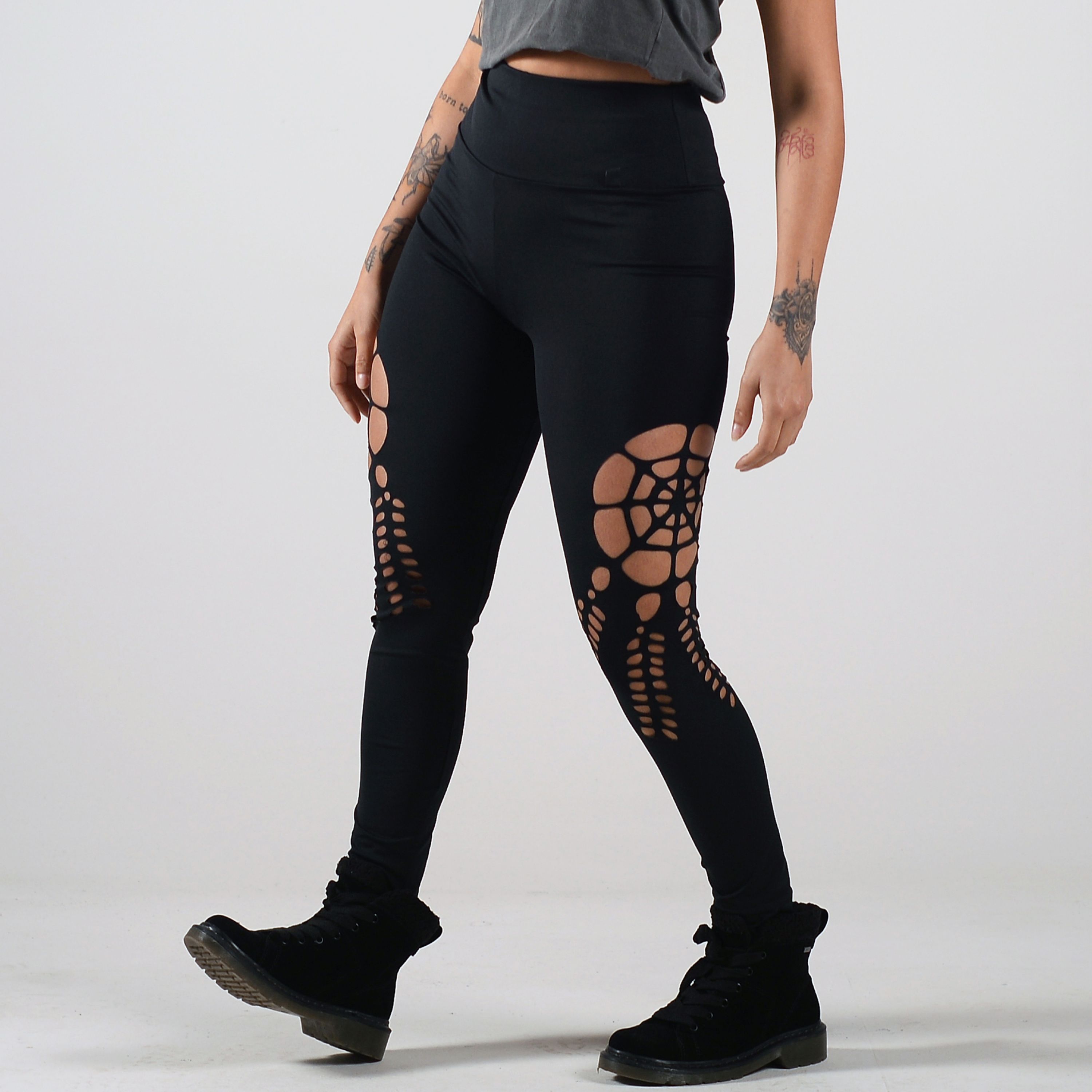 Calça legging com cortes sales