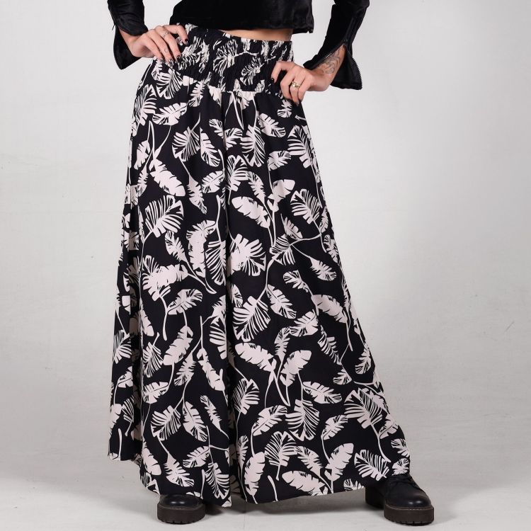 Calça Pantalona Estampa Folhagens